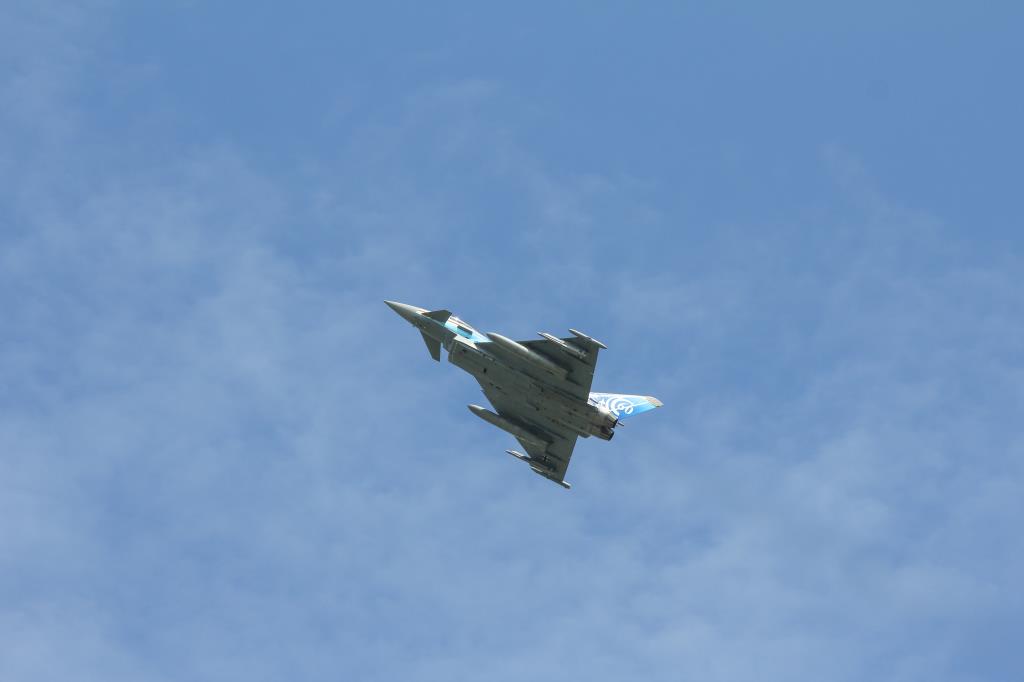 Photo of aircraft 30+68 operated by German Air Force (Luftwaffe)