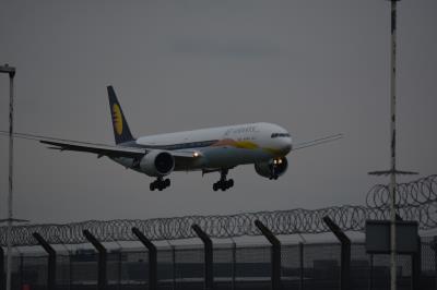Image of aircraft registration VT-JEQ - A 777-35R(ER) operated by Jet Airways