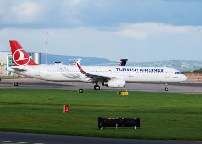 Photo of aircraft TC-JTJ operated by Turkish Airlines