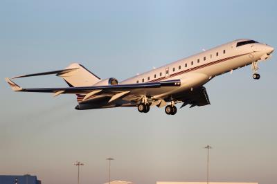Photo of aircraft N148QS operated by NetJets