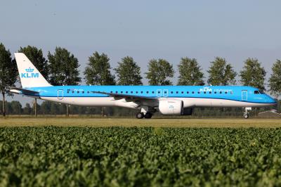 Photo of aircraft PH-NXL operated by KLM Cityhopper