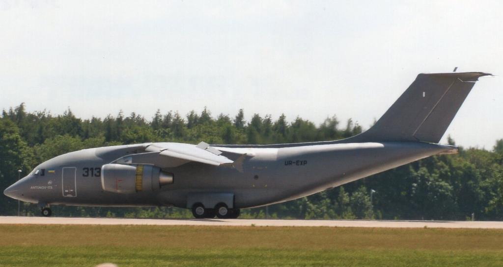 Photo of aircraft UR-EXP operated by Antonov Design Bureau