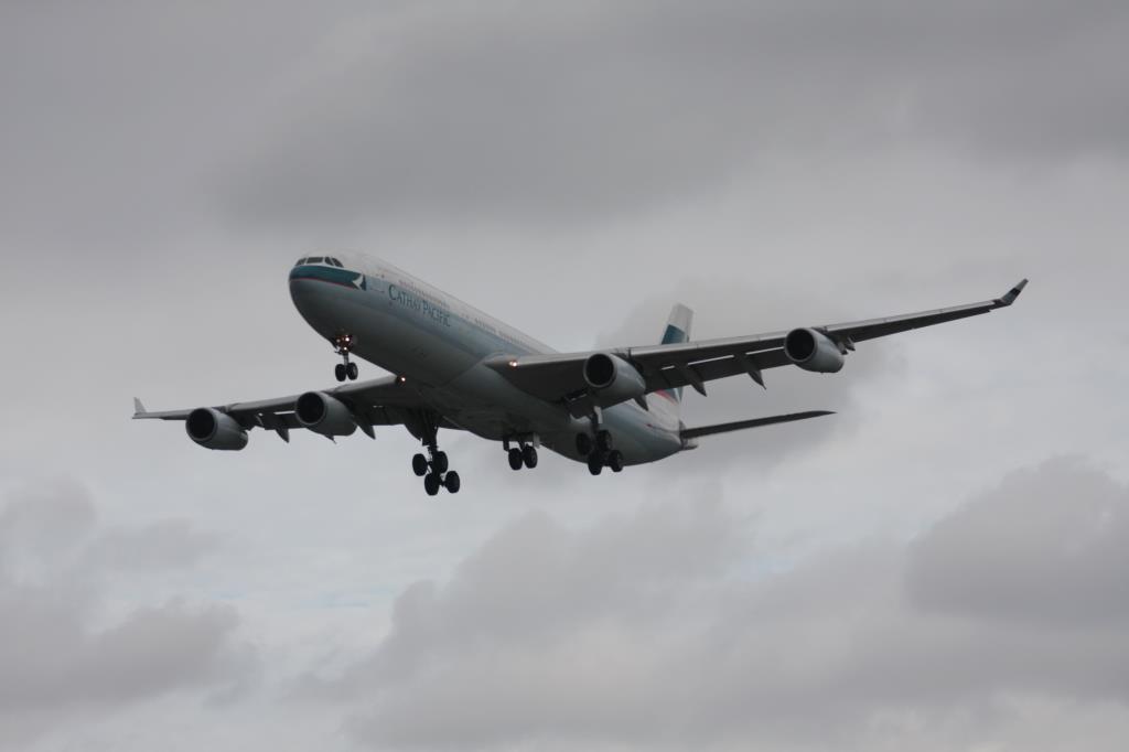 Photo of aircraft B-HXE operated by Cathay Pacific Airways