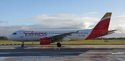 Image of aircraft registration EC-MCB - A A320-214 operated by Iberia Express