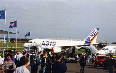 Photo of aircraft F-WWAS operated by Airbus Industrie