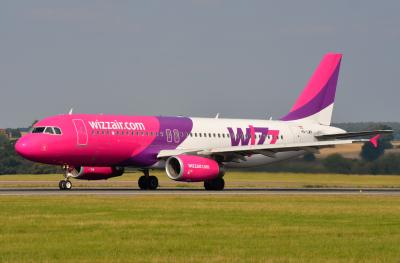 Photo of aircraft HA-LWH operated by Wizz Air