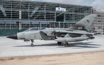 Photo of aircraft MM7013 operated by Italian Air Force-Aeronautica Militare