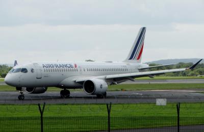 Photo of aircraft F-HZUQ operated by Air France