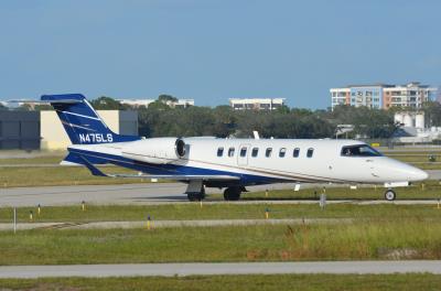 Photo of aircraft N475LS operated by Dutchess Aviation LLC