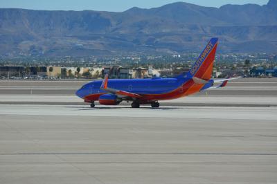 Image of aircraft registration N272WN - A 737-7H4(WL) operated by Southwest Airlines