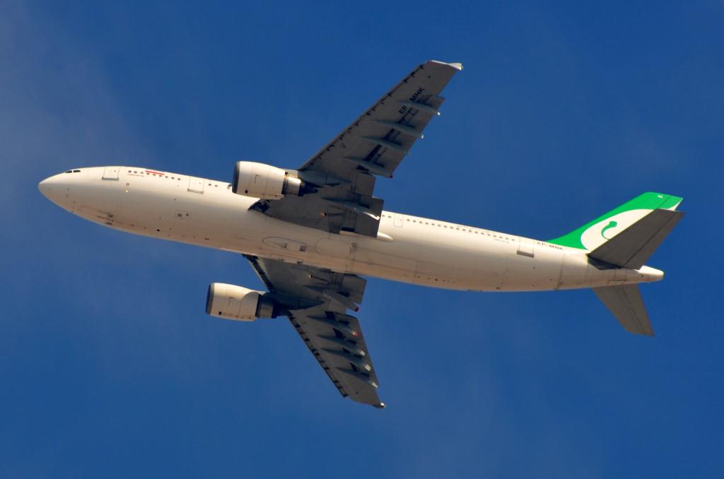 Photo of aircraft EP-MNK operated by Mahan Air