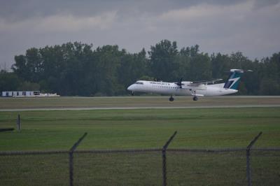 Photo of aircraft C-FENY operated by WestJet Encore