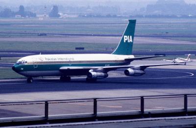 Photo of aircraft AP-AXM operated by PIA Pakistan International Airlines