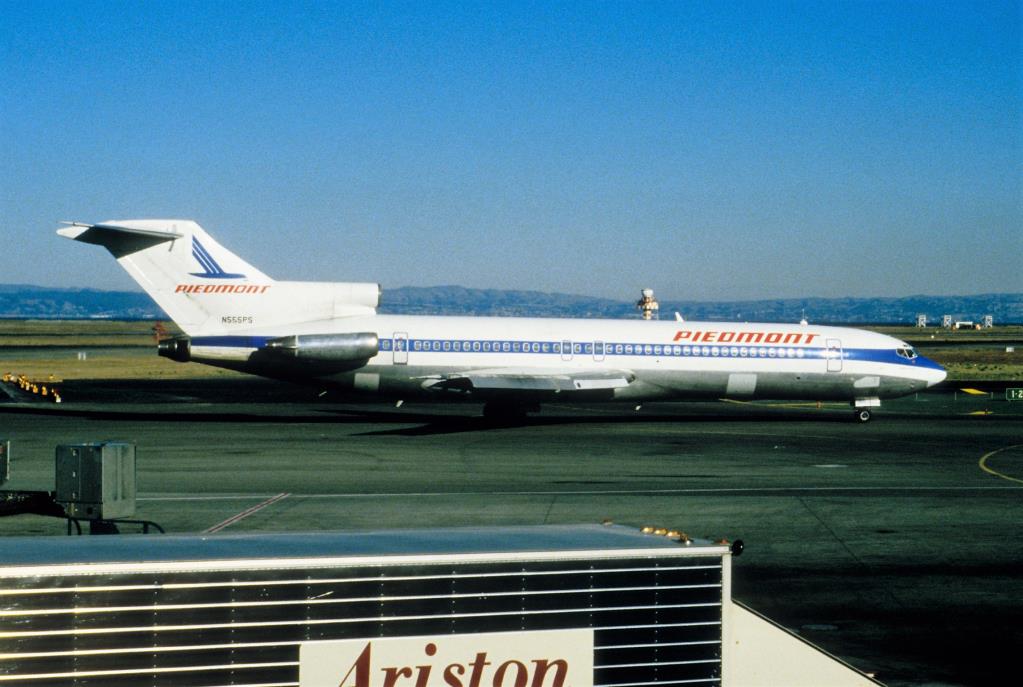 Photo of aircraft N555PS operated by Piedmont Airlines