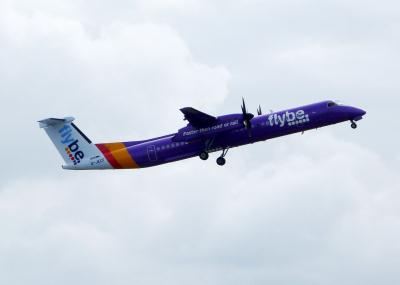 Photo of aircraft G-JECF operated by Flybe