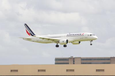 Photo of aircraft F-HPND operated by Air France