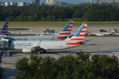 Image of aircraft registration N898NN - A 737-823(WL) operated by American Airlines