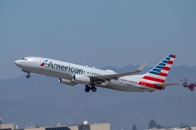 Photo of aircraft N983NN operated by American Airlines