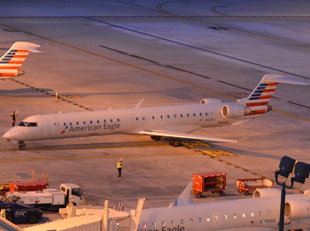 Photo of aircraft N911FJ operated by Mesa Airlines