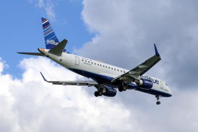 Photo of aircraft N337JB operated by JetBlue Airways