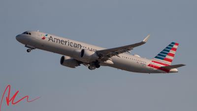 Photo of aircraft N428AA operated by American Airlines