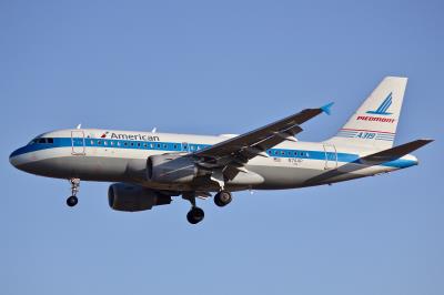 Photo of aircraft N744P operated by American Airlines