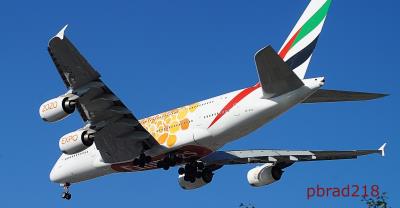 Image of aircraft registration A6-EOV - A A380-861 operated by Emirates