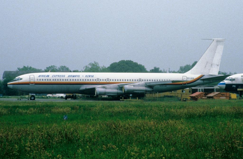 Photo of aircraft 5Y-AXA operated by African Expr