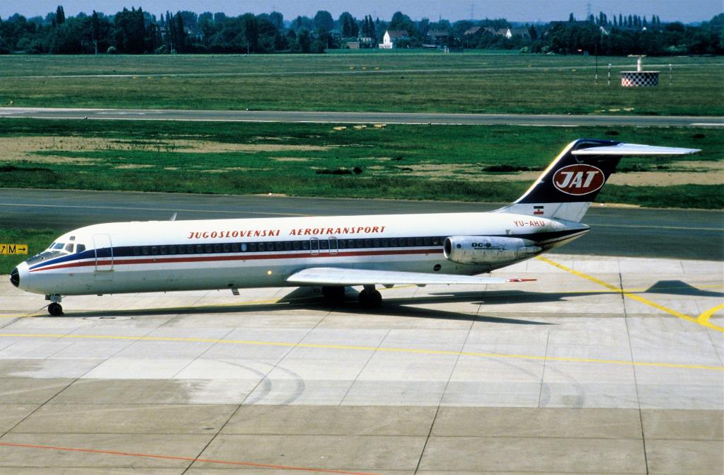 Photo of aircraft YU-AHU operated by JAT Yugoslav Airlines