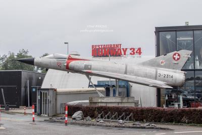 Image of aircraft registration J-2314 - A Mirage IIIS operated by Runway 34 Restaurant
