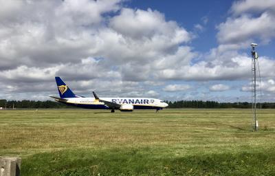 Photo of aircraft EI-IGO operated by Ryanair