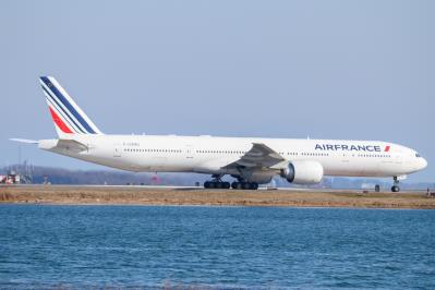 Photo of aircraft F-GZNQ operated by Air France