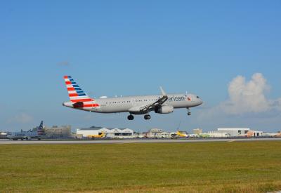 Image of aircraft registration N142AN - A A321-231(WL) operated by American Airlines