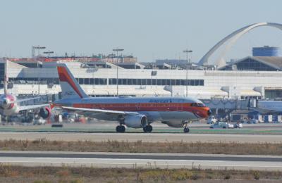 Image of aircraft registration N742PS - A A319-112 operated by American Airlines