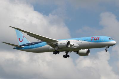 Photo of aircraft G-TUIO operated by TUI Airways