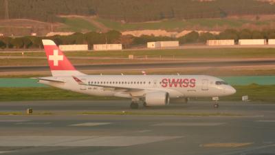 Photo of aircraft HB-JBC operated by Swiss