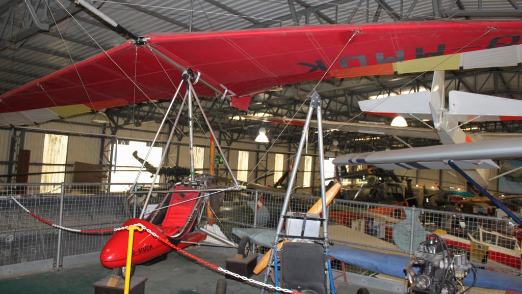 Photo of aircraft G-MMDK operated by Peter Eden Blyth