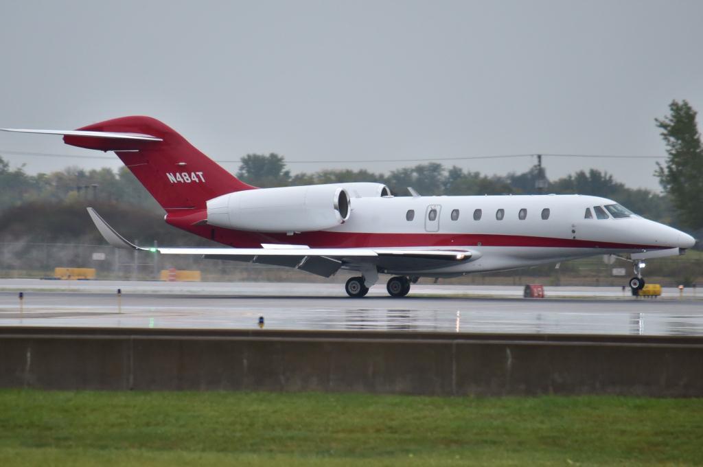 Photo of aircraft N484T operated by Target Corporation