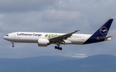 Photo of aircraft D-ALFI operated by Lufthansa Cargo