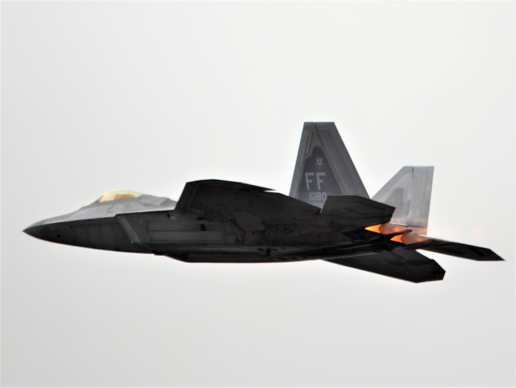 Photo of aircraft 09-4180 operated by United States Air Force