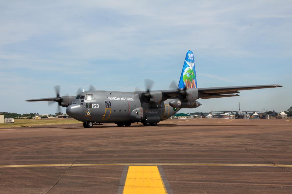 Photo of aircraft 153 operated by Duplicate