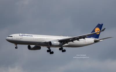 Image of aircraft registration D-AIKE - A A330-343 operated by Lufthansa