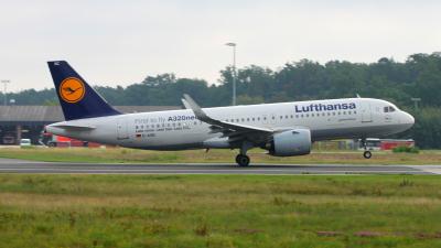 Photo of aircraft D-AINC operated by Lufthansa