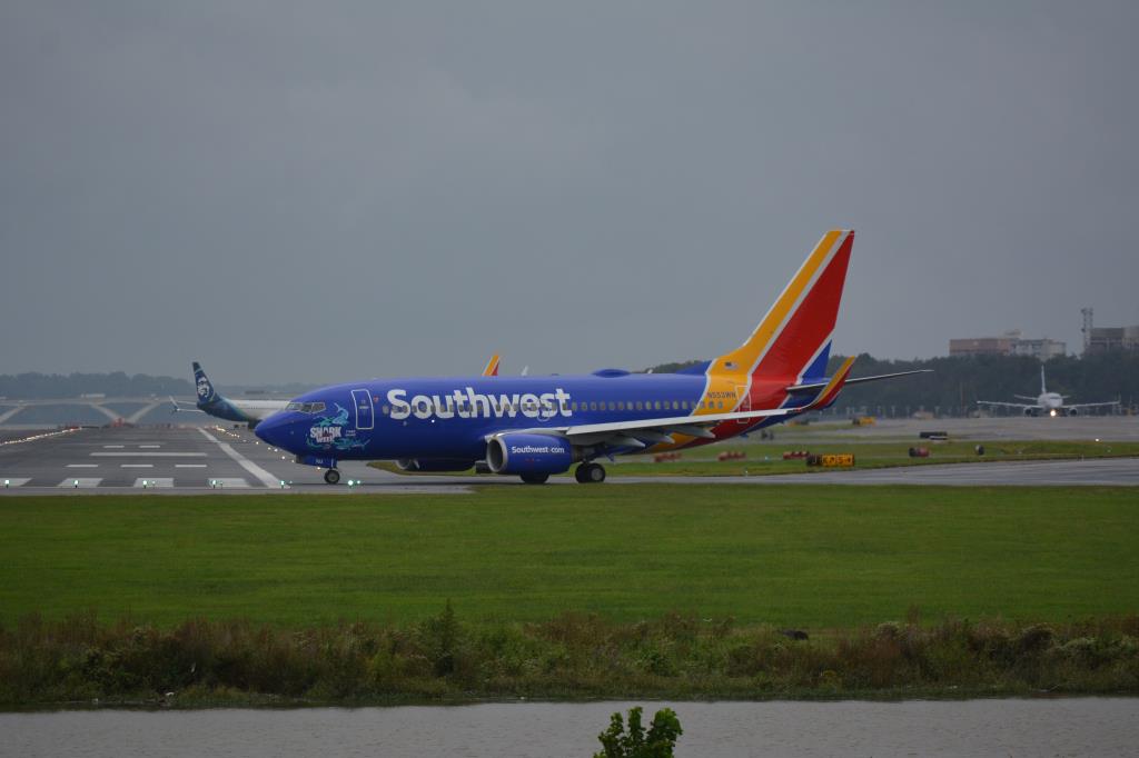 Photo of aircraft N553WN operated by Southwest Airlines