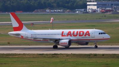 Photo of aircraft OE-LOS operated by LaudaMotion