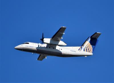 Photo of aircraft N361PH operated by CommutAir