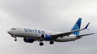Photo of aircraft N27290 operated by United Airlines