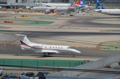 Photo of aircraft N422QS operated by NetJets