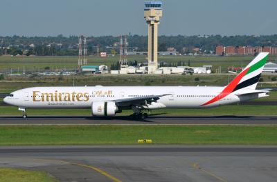 Photo of aircraft A6-EGY operated by Emirates