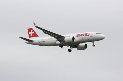 Photo of aircraft HB-JDG operated by Swiss